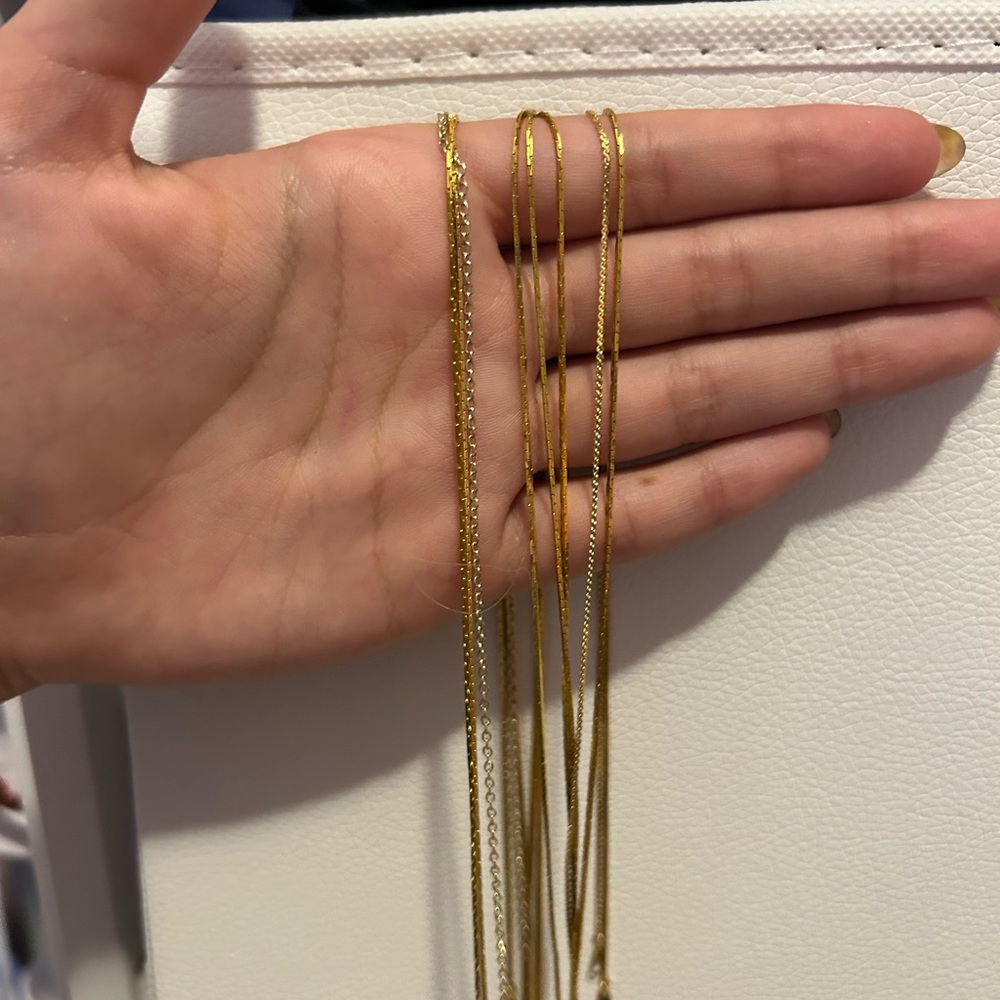 Elegant Gold Necklace